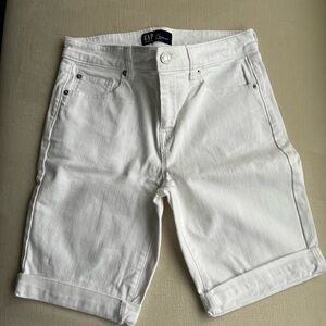 GAP 9” High Rise White Denim Bermuda Shorts